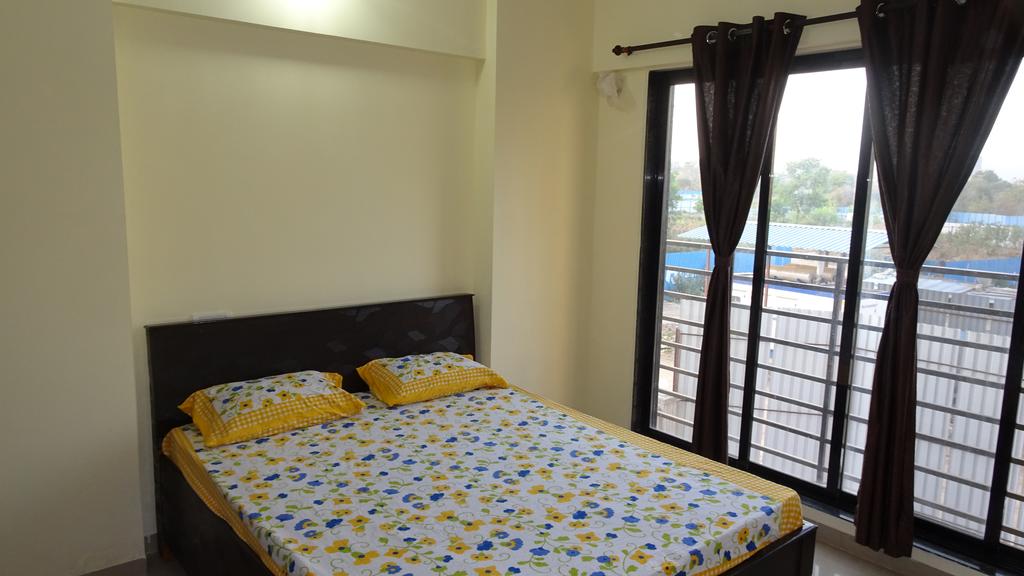 3 BHK Serviced Apartment Rent Defence Colony Delhi